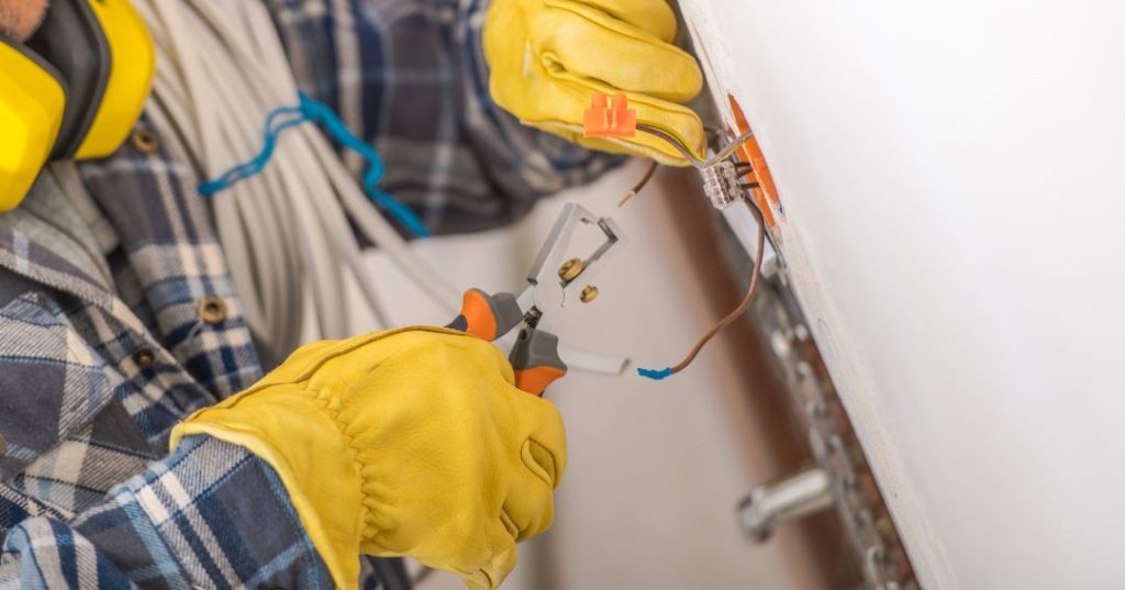 Consertos e manutenções elétricas em Campos dos Goytacazes